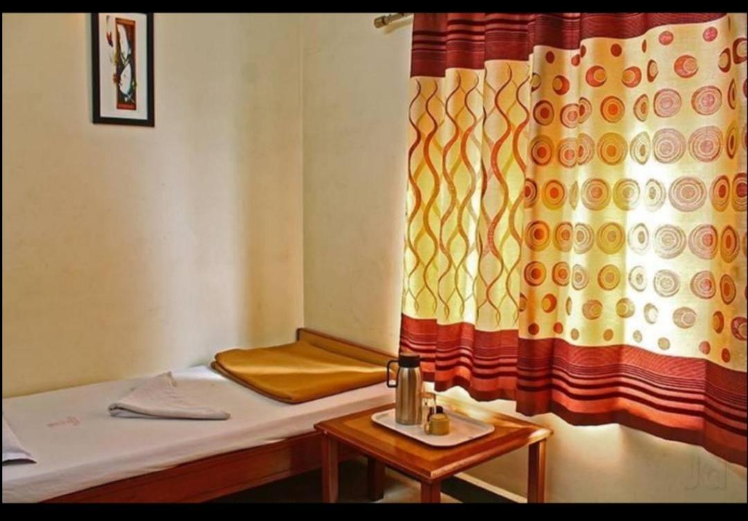 Hotel Rajwada International Belgaum Esterno foto